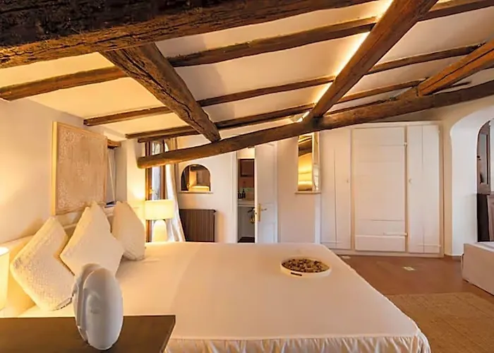 Piazza Navona Terrace 4*